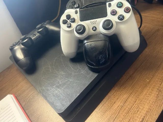 Playstation 4 - 1TB