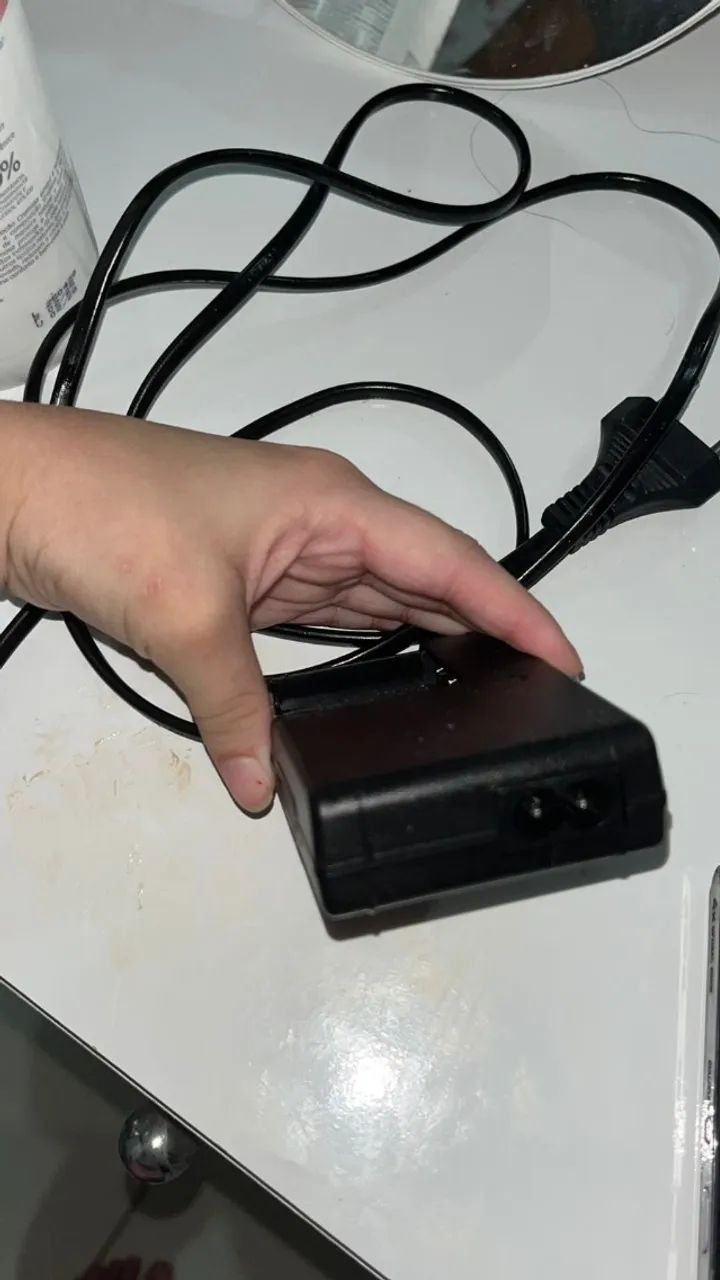 Camera cybershot 14.1 com carregador e cartão de memória  - Foto 4