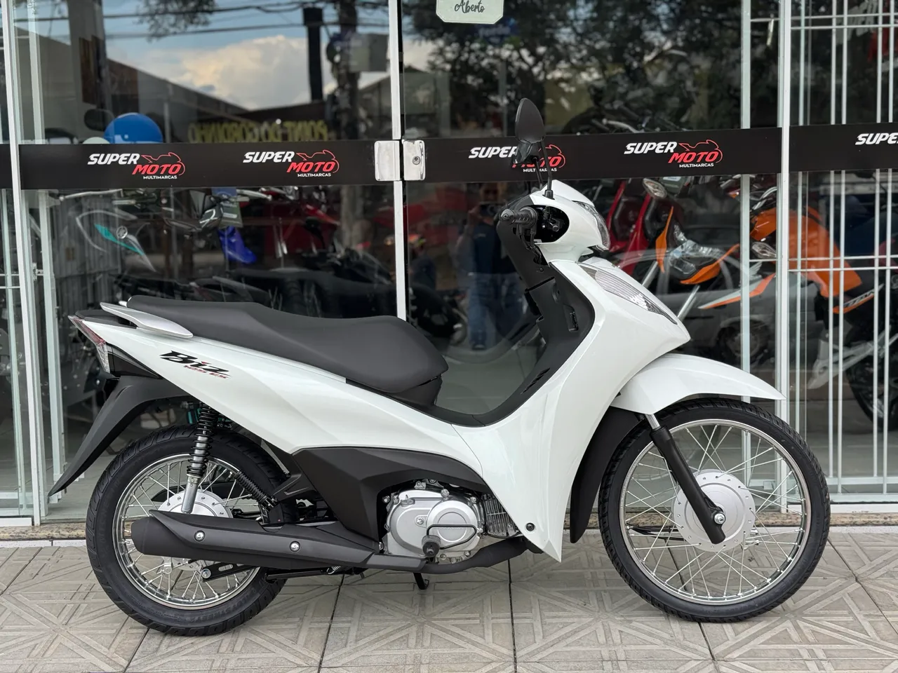 Kawasaki Zx-6r 636cc 2025 - 1504201192 | OLX