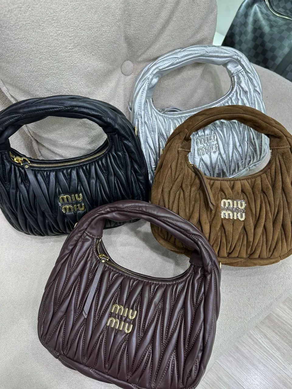 Bolsa miu miu pequena  - Foto 4