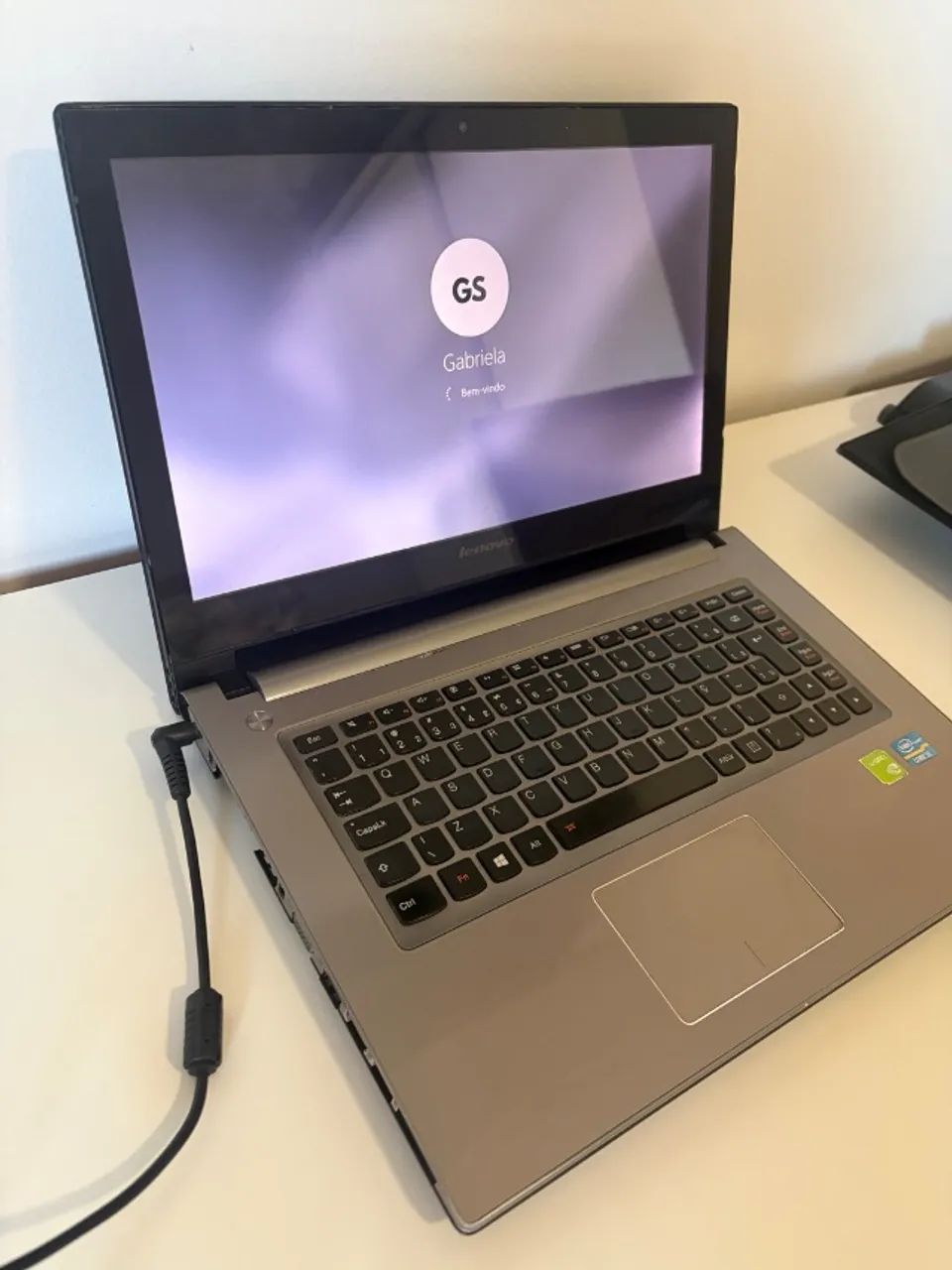 Notebook Lenovo IdeaPad Z400 Touch - i5 | 8GB RAM | SSD 240GB