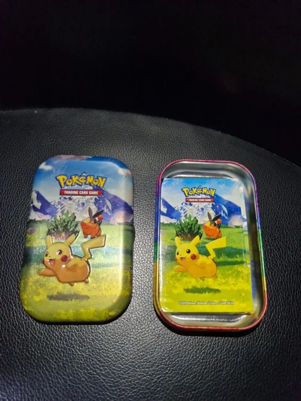 Lata com cartas pokémon com adesivo original copag - Foto 2