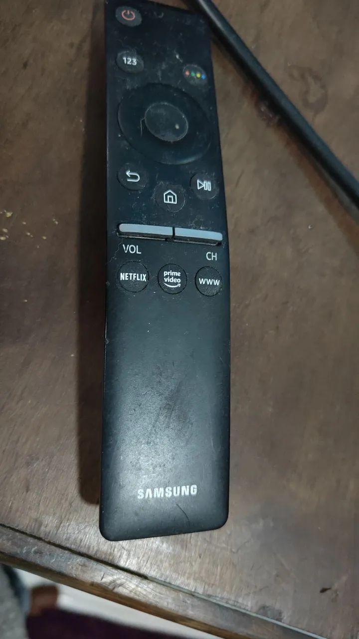 Vendo 2:tvs tela quebrada - Foto 5