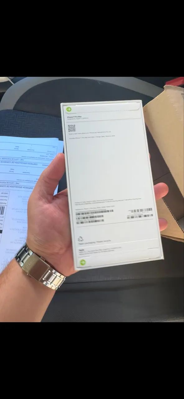 IPHONE 17 PRO MAX LACRADO PRATA - Foto 2