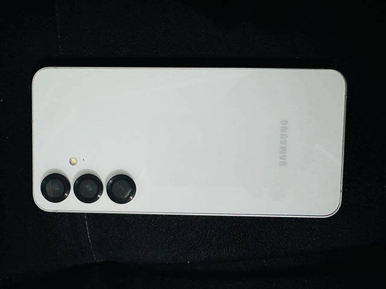 Samsung S24 FE 