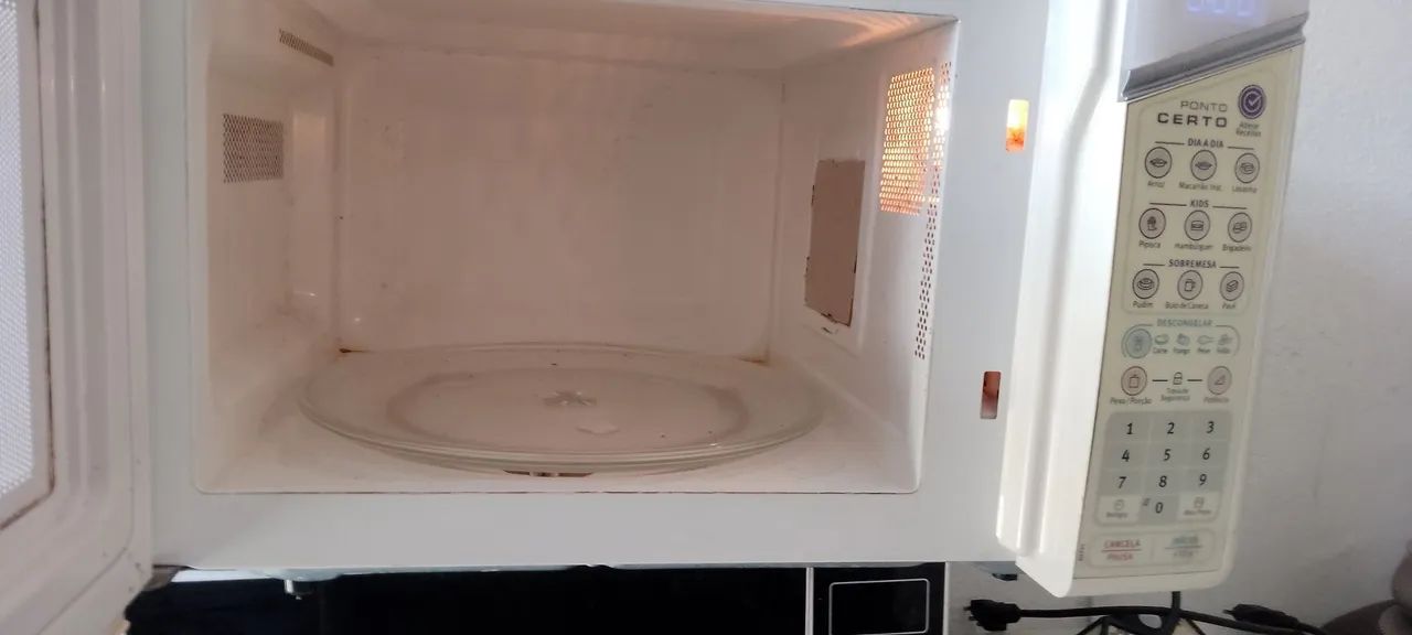 Microondas Eletrolux  30 lts - Foto 3