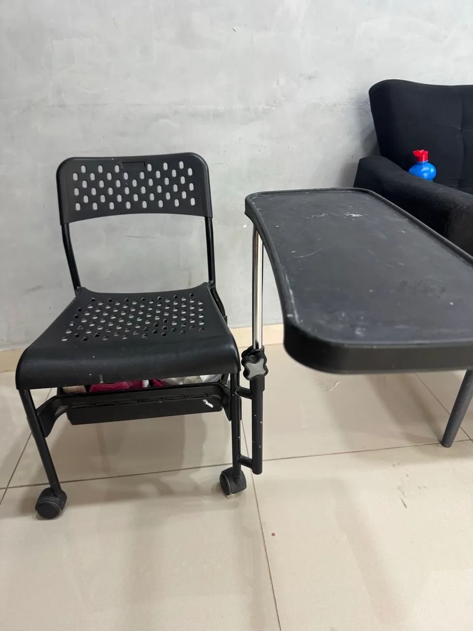 Cadeira Cirandinha Manicure Dompel 