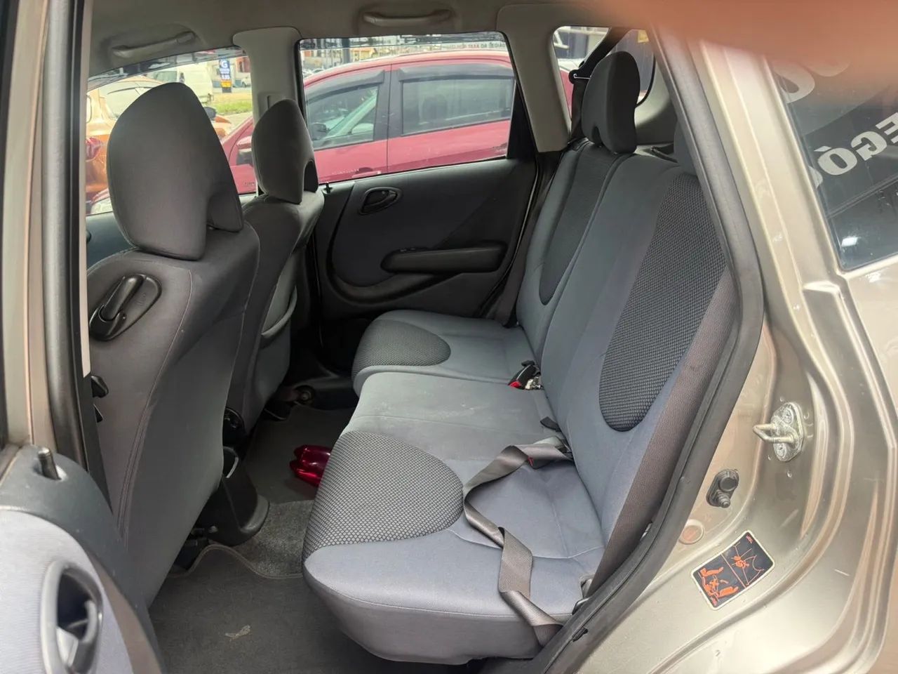 Honda Fit LX 1.4/ 1.4 Flex 8V/16V 5p Mec., foto 8 de 10