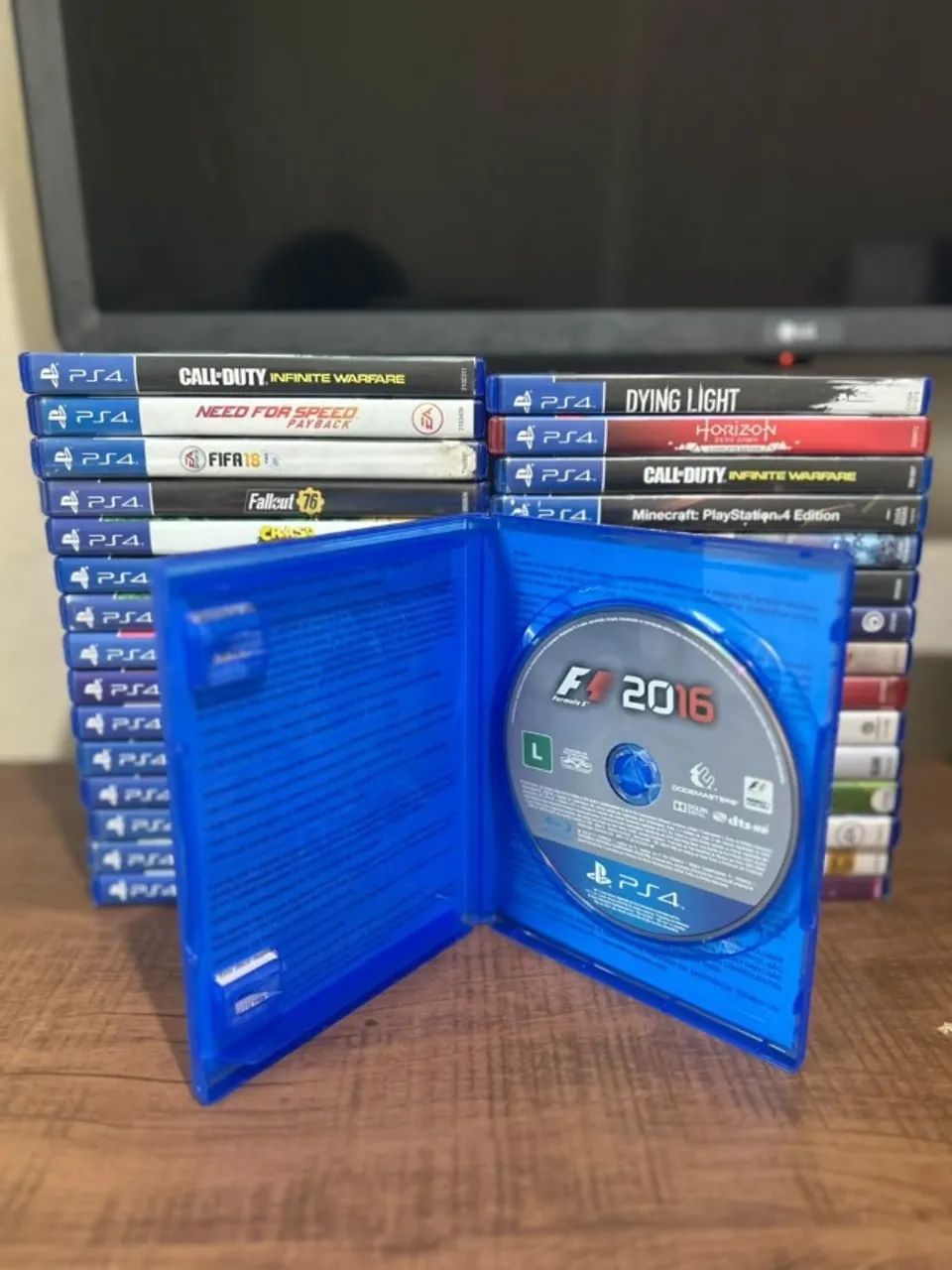 F1 2016 PS4 - Olx Pay - Foto 2