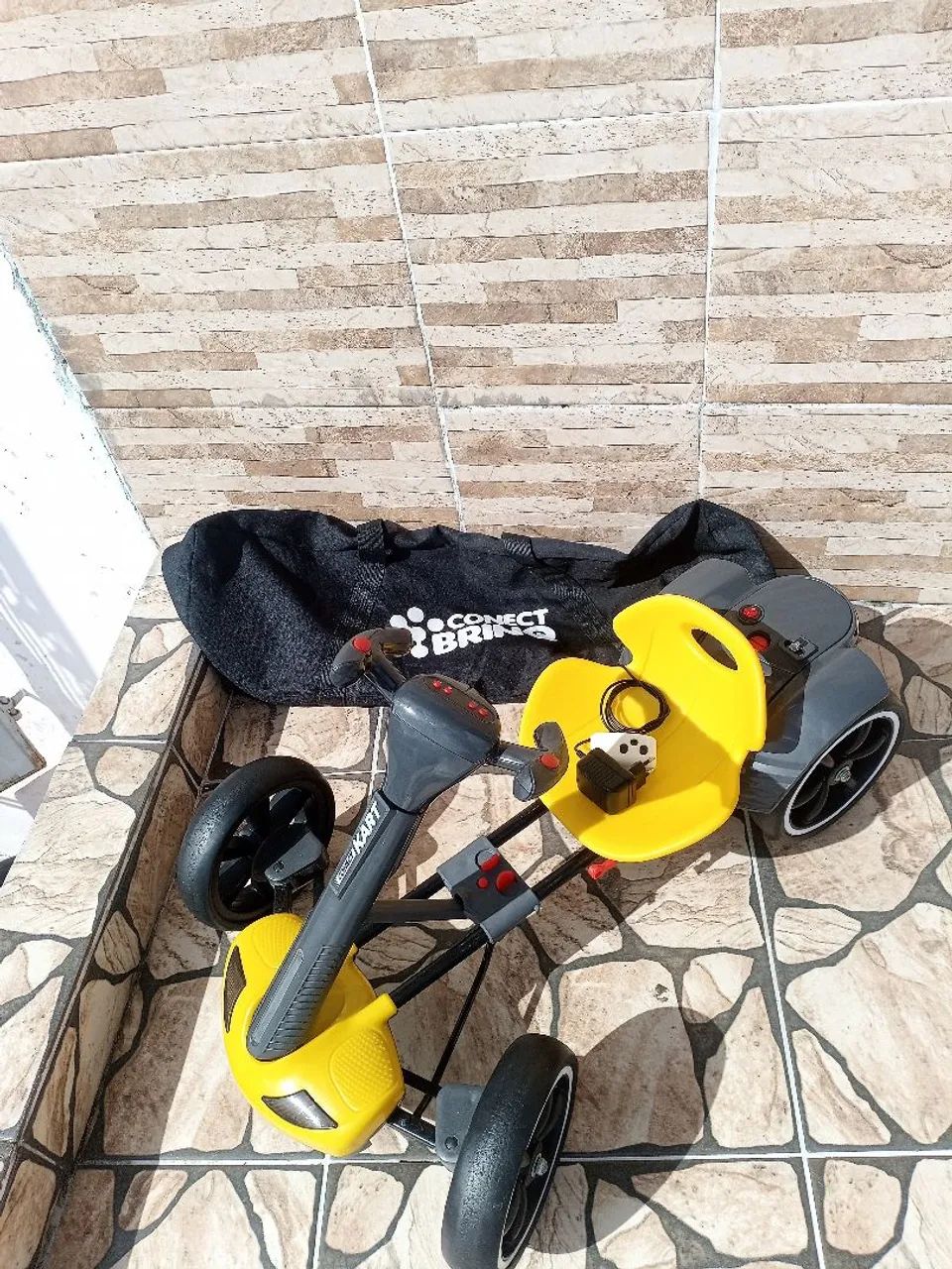 kart elétrico infantil de drift da marca Connect Smart  - Foto 5