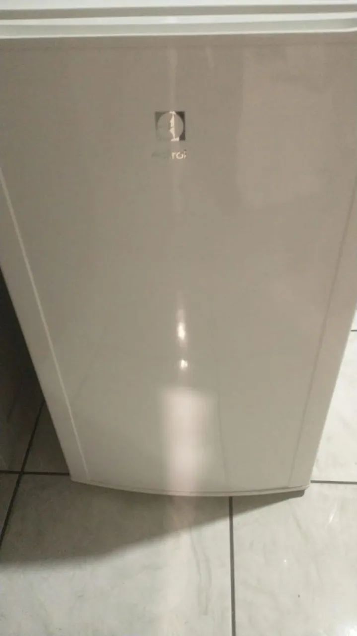 Frigobar mini geladeira com freezer  - Foto 3