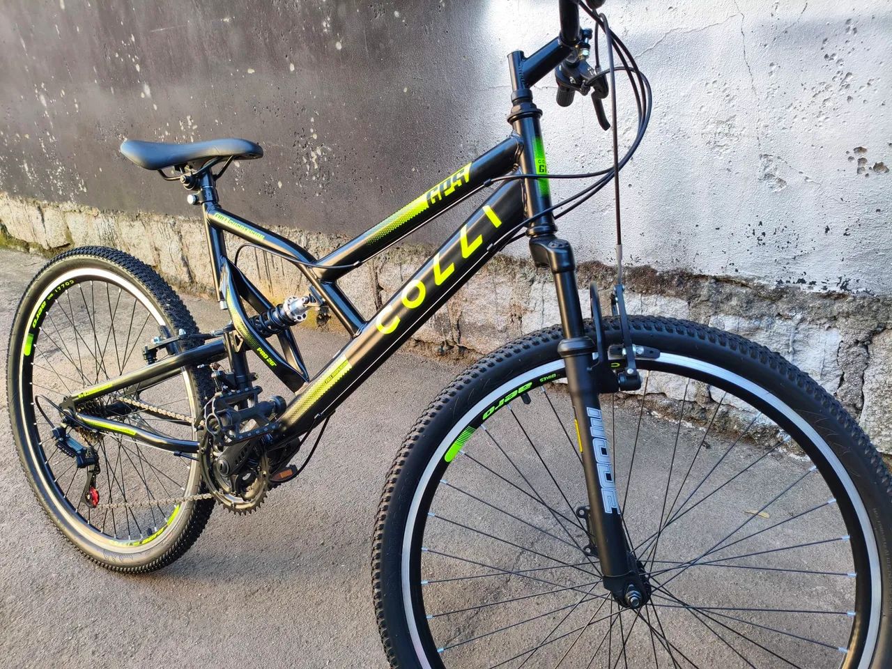 Bicicleta colli aro 26 nova 