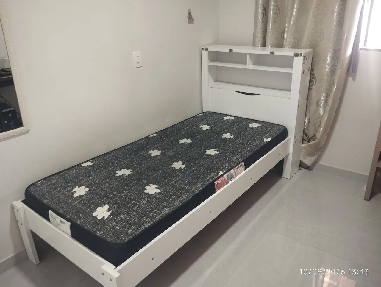 Cama infantil com colchão usado