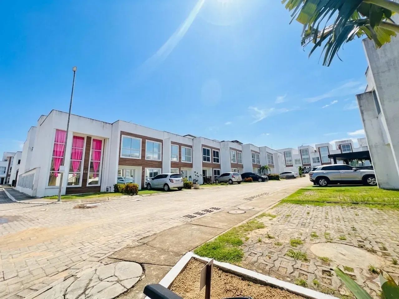 RS | ALUGO TRIPLEX MOBILIADO