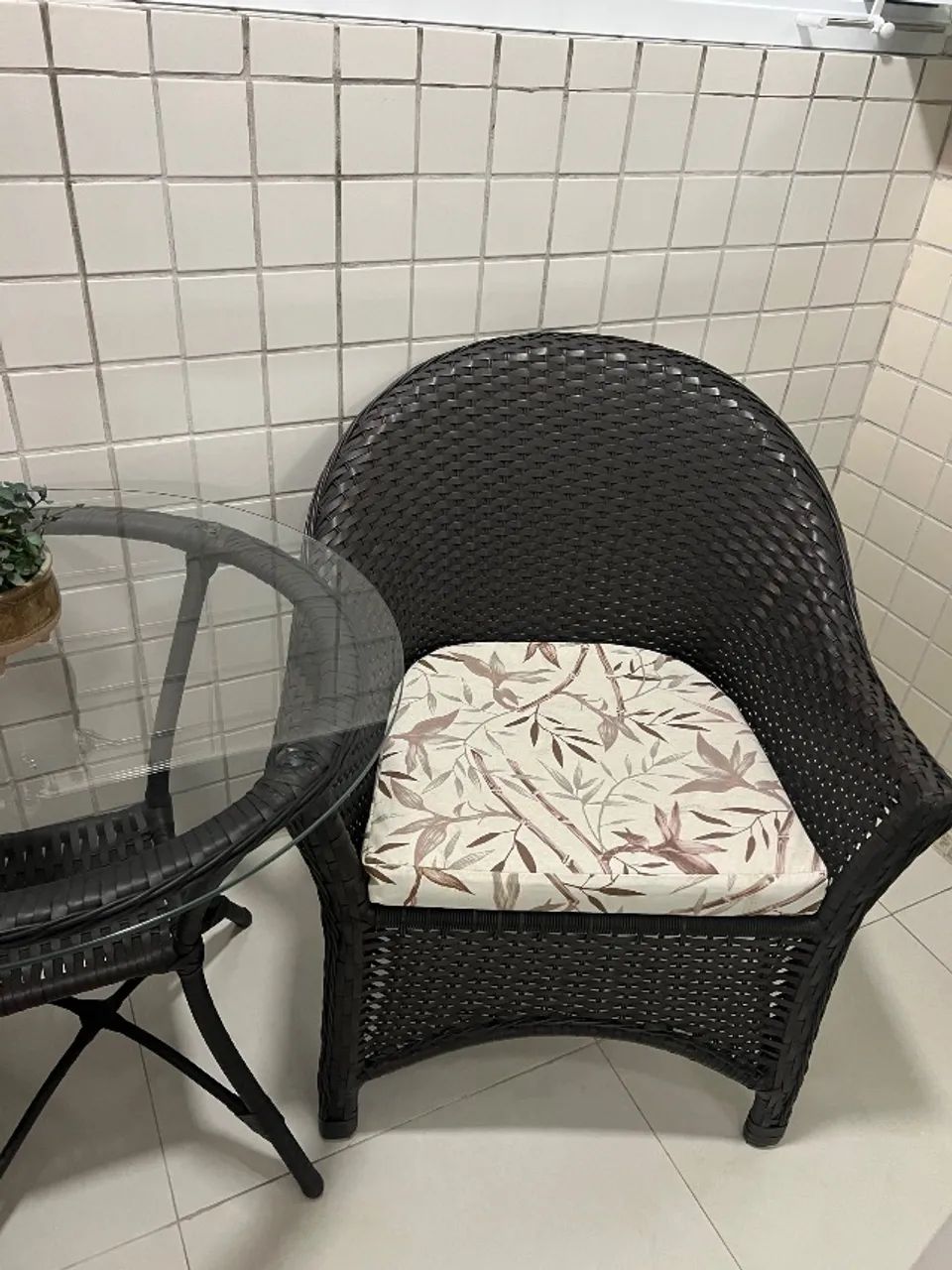 Conjunto de mesa com duas cadeiras para terraço e varanda  - Foto 5