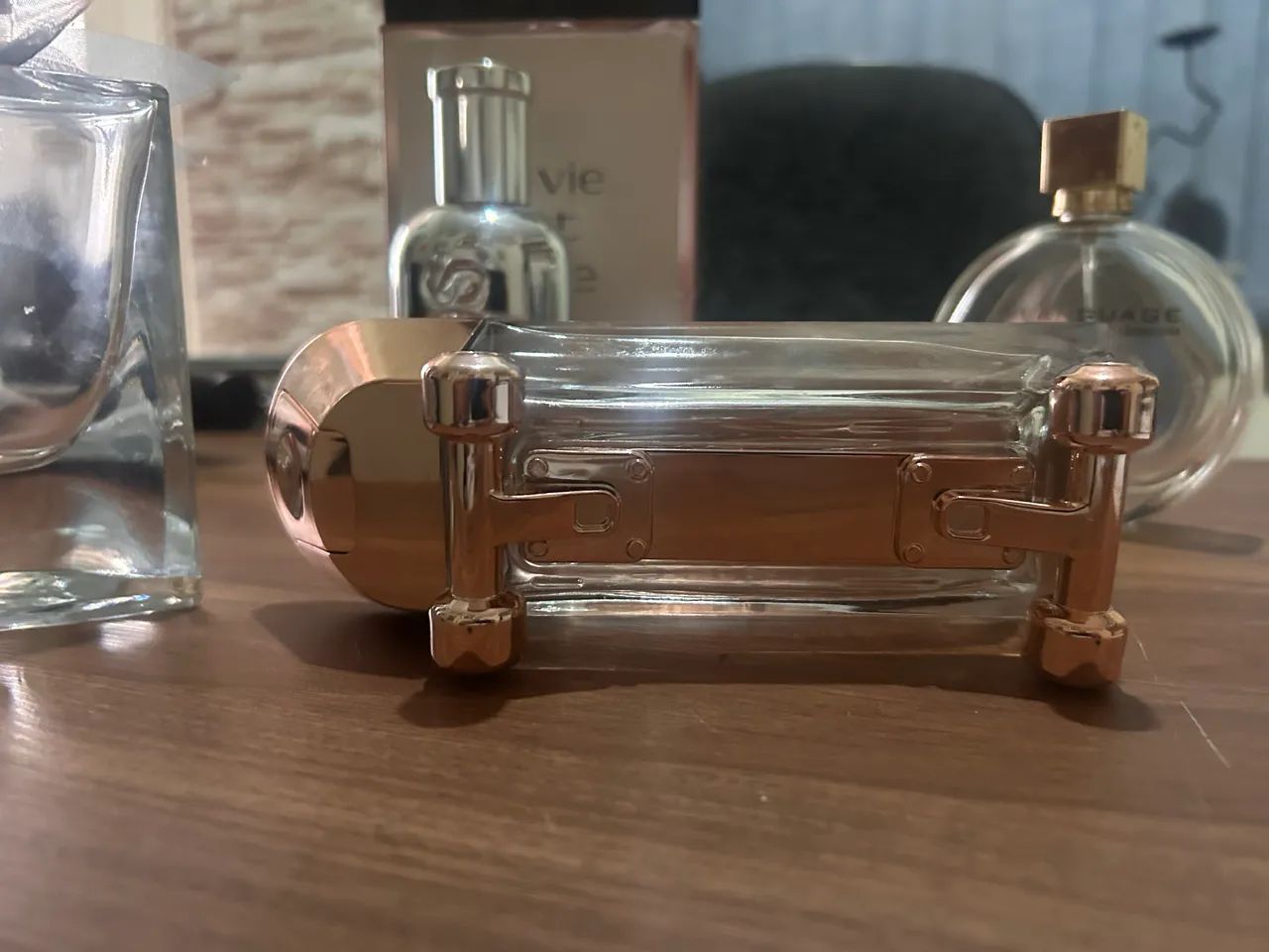 Vidros de perfumes vazios importados  - Foto 4