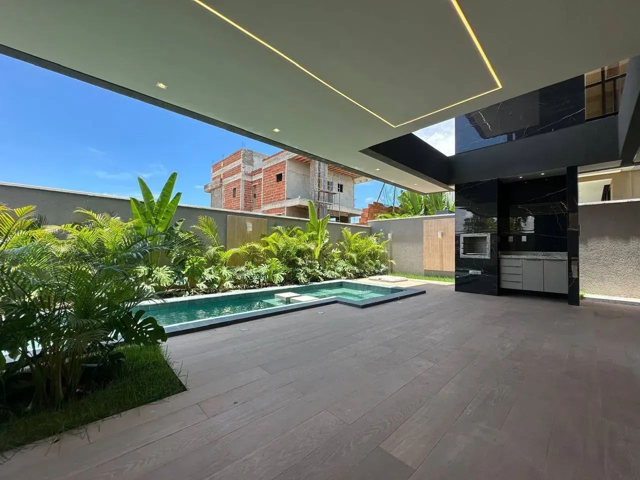 Exclusividade e Sofisticação | Casa Duplex Contemporânea à Venda no Vert Natureza - Foto 5