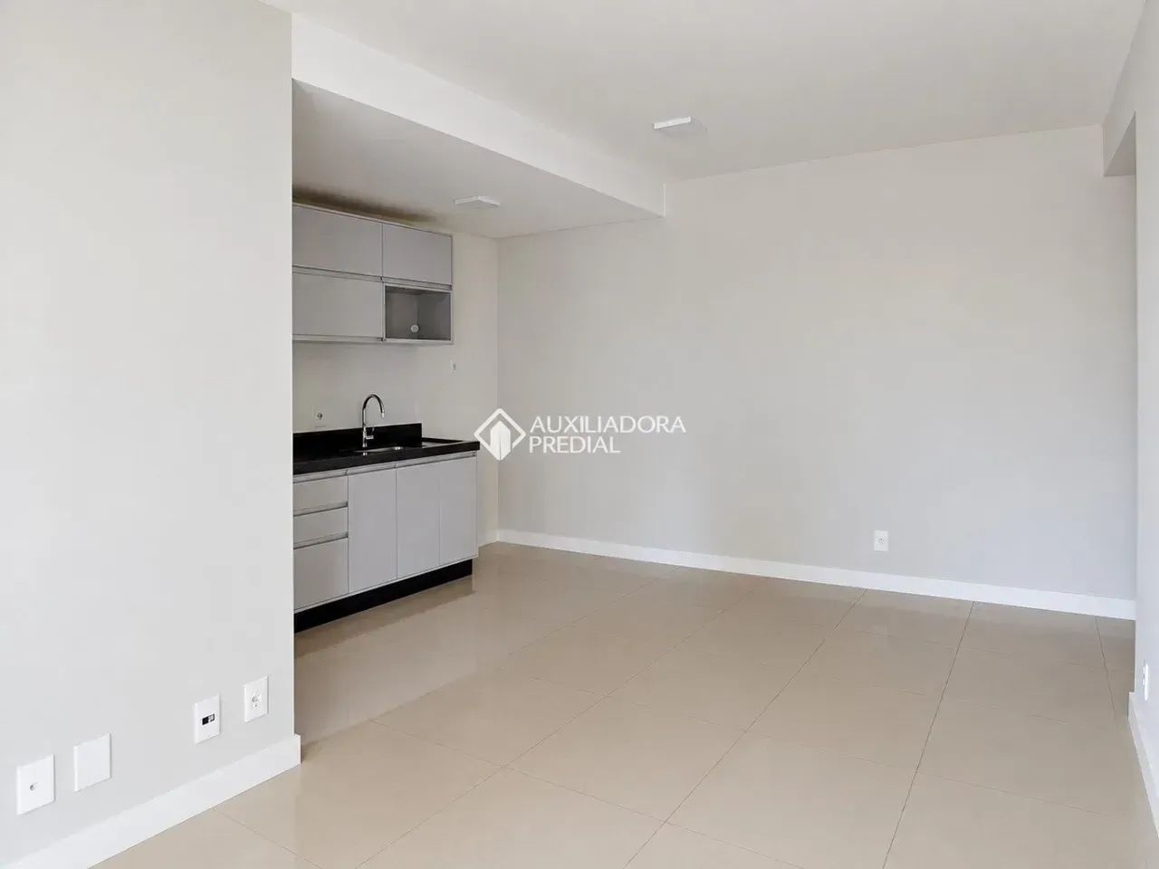 Imóvel para aluguel tem 75 metros quadrados com 2 quartos em Itacorubi - Florianópolis - S - Foto 5