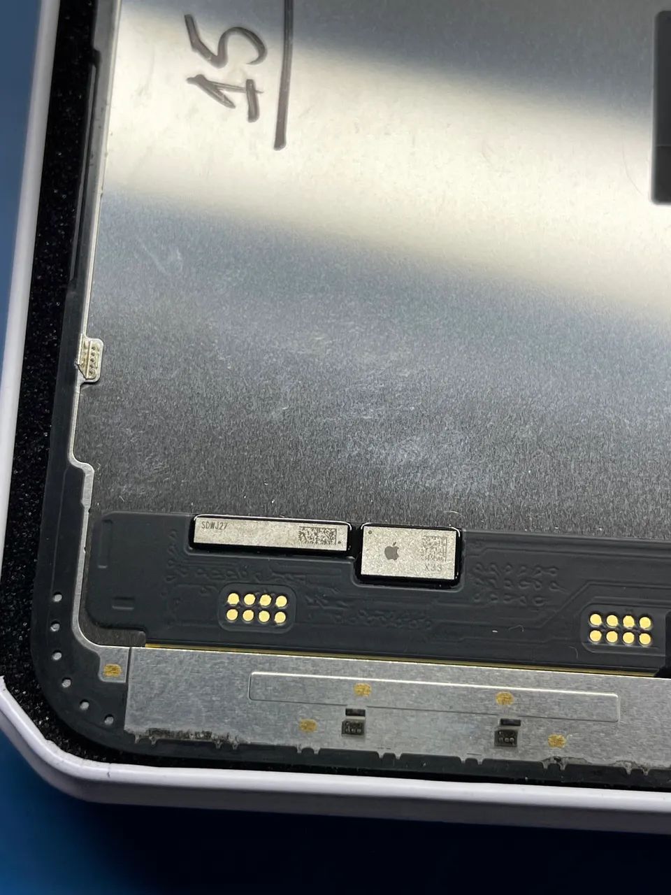 Display Iphone 15 plus original retirado com flex auricular original. - Foto 3