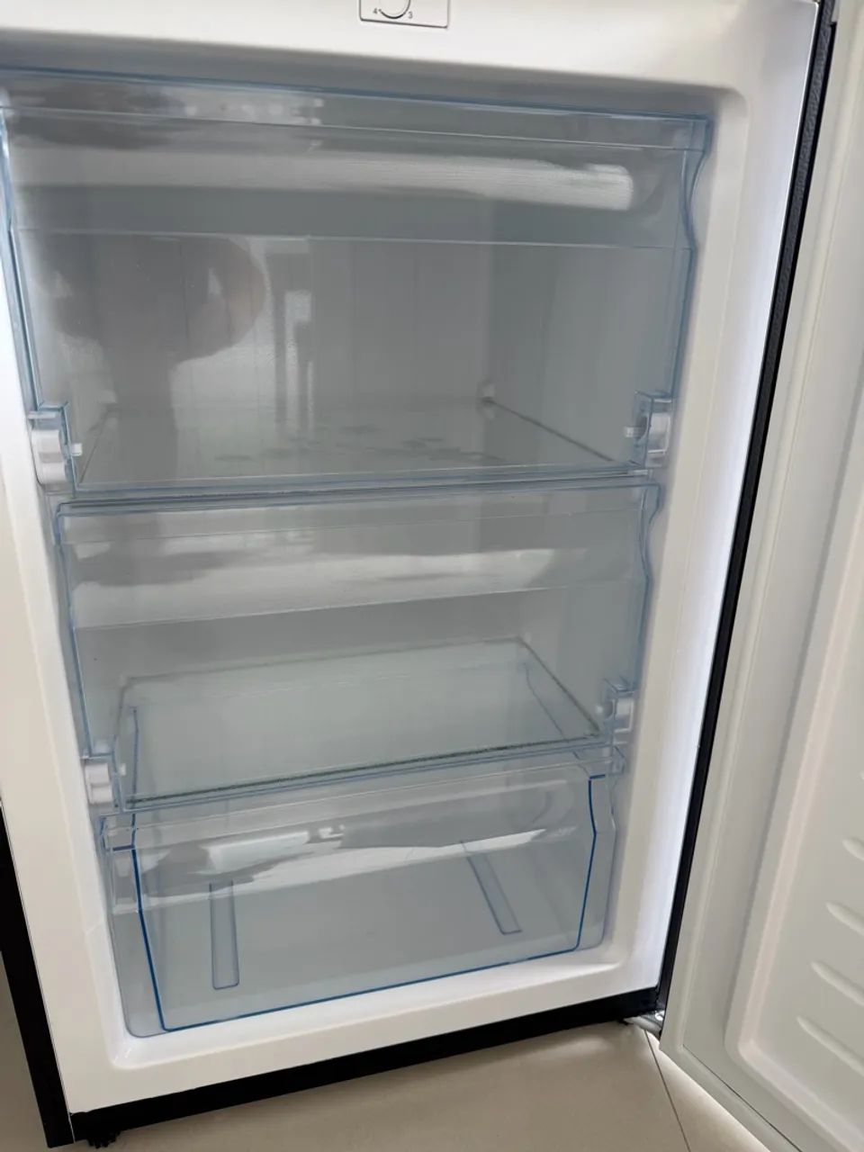 Freezer vertical 100L EOS ECOGELO  USADO.  - Foto 5