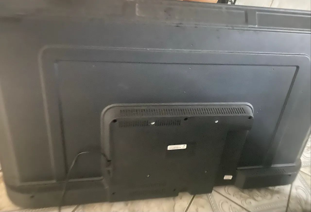 Tv 50 polegadas com Defeito na tela - Foto 4