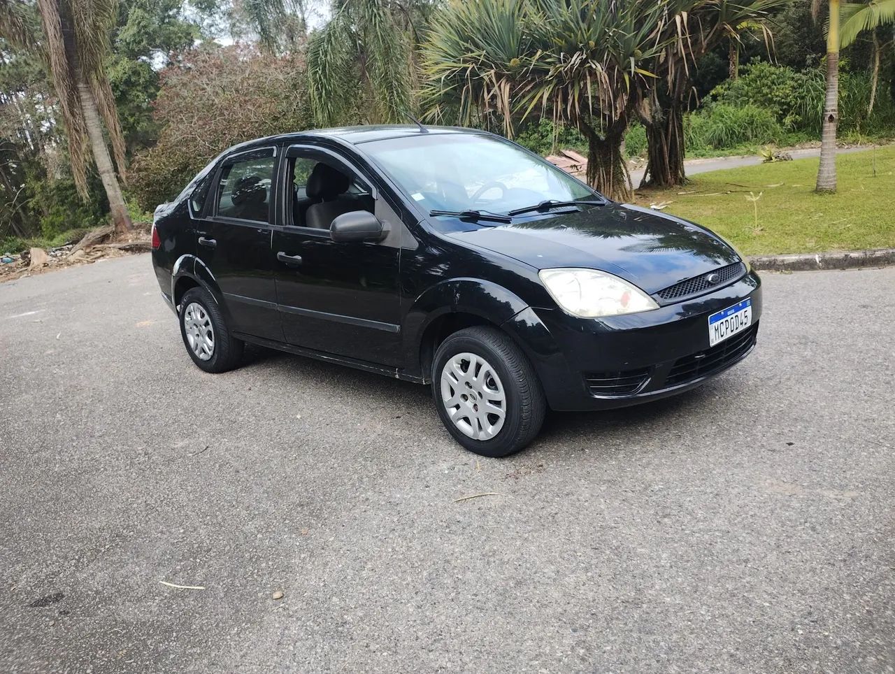 Ford Fiesta Sed. 1.6 8V Flex 4P 2005
