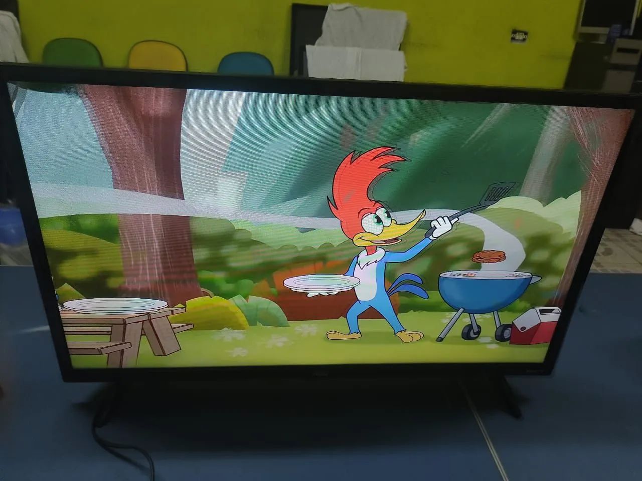 Vendo Smartv AOC 32 polegadas top de linha Roku em estado de nova R$ 750,00 - Foto 4