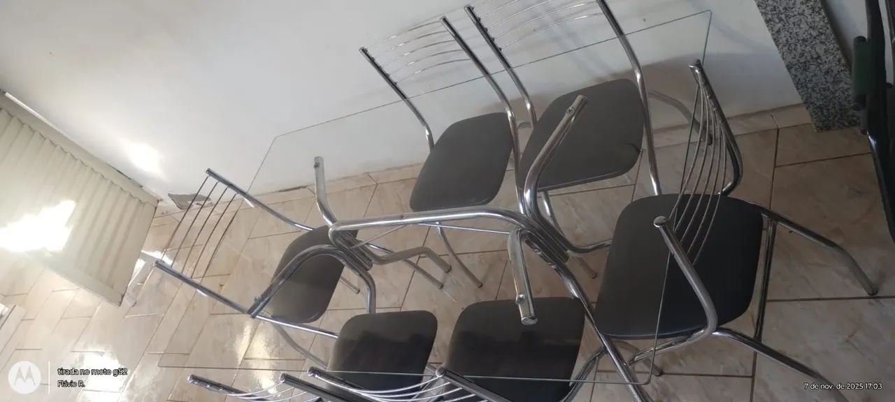 Mesa de Vidro 6 cadeiras