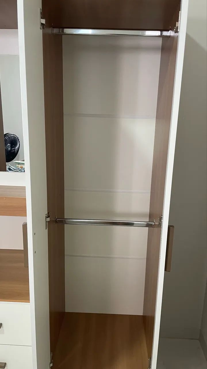 Guarda roupa 4 portas  - Foto 3