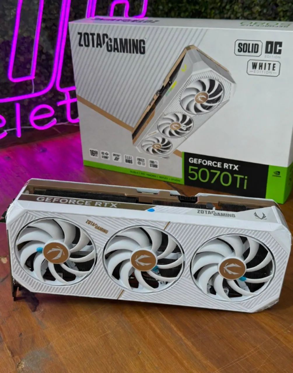Zotac RTX 5070Ti 16GB Solid White - Foto 4