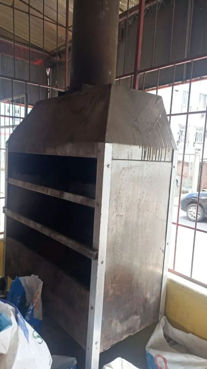 CHURRAQUEIRA COMERCIAL 