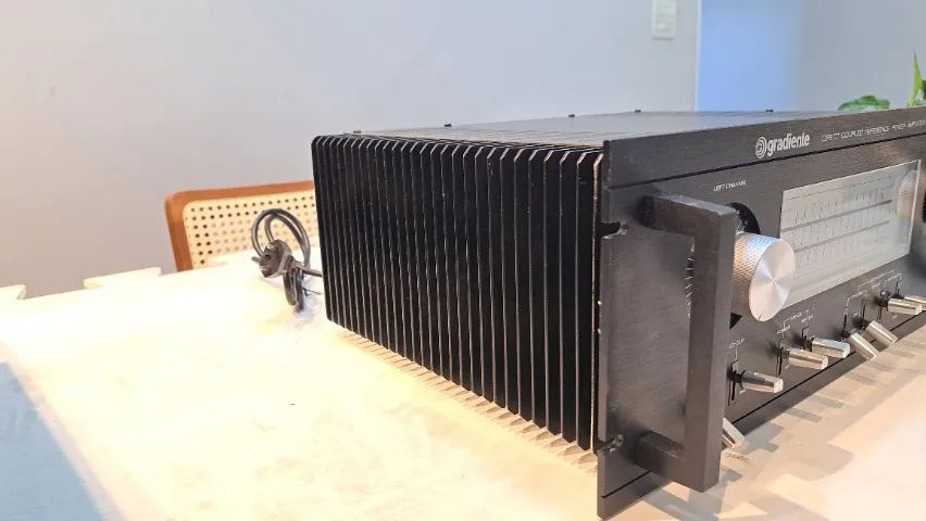Gradiente - SYSTEM ONE - Amplificador  A-1  A1 - Foto 5