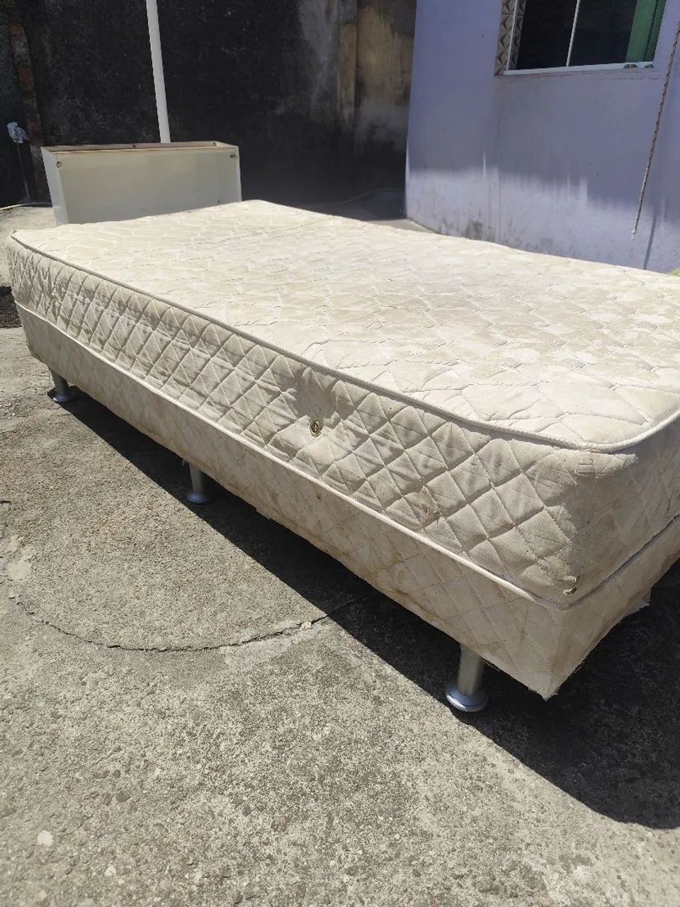 Cama Box Solteirão usada