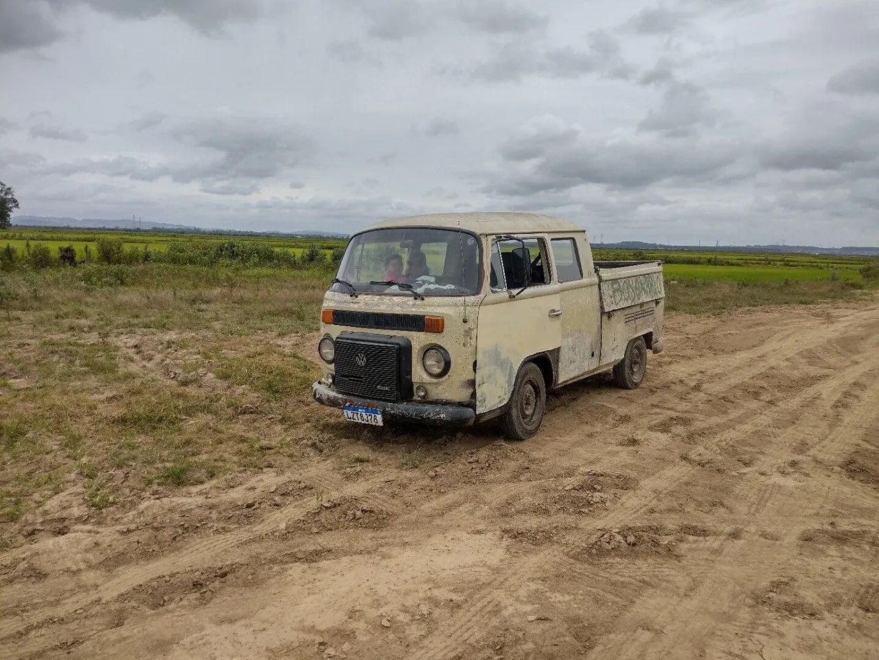 Volkswagen Kombi 1.6 8v Diesel Mec. 1982