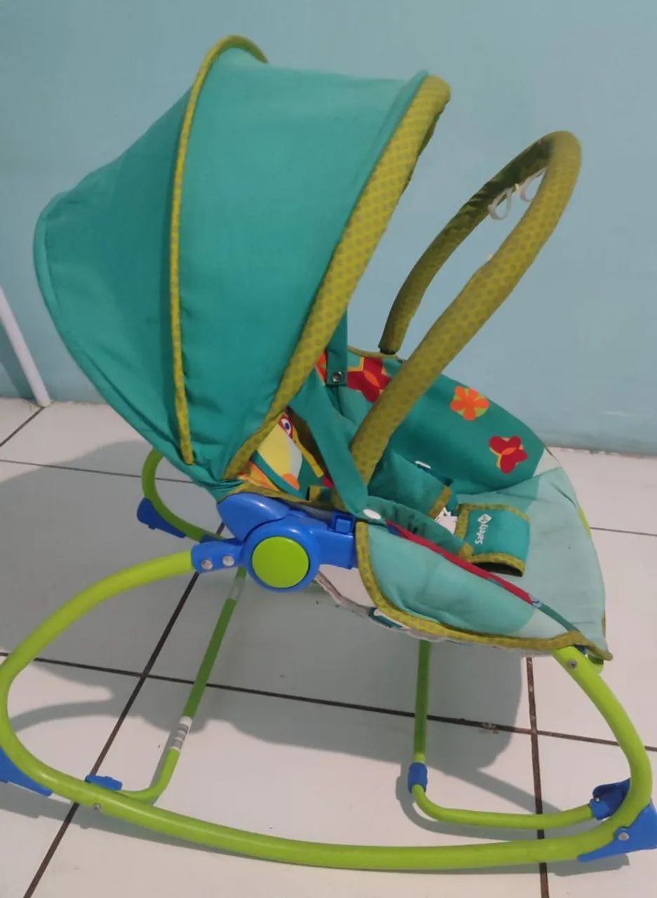 Cadeira de balanço e carrinho de bebe  - Foto 2