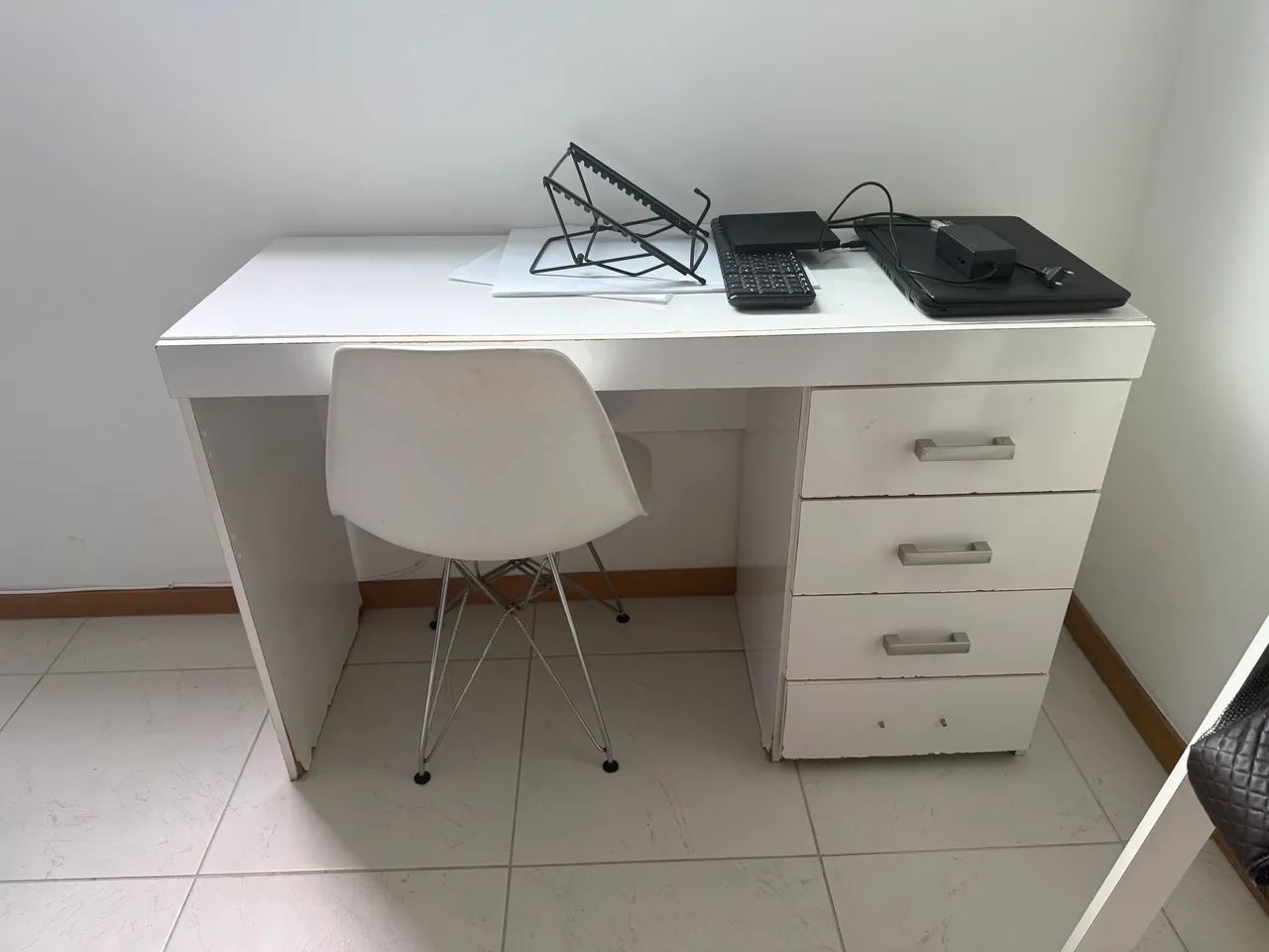 Escrivaninha  - Foto 5