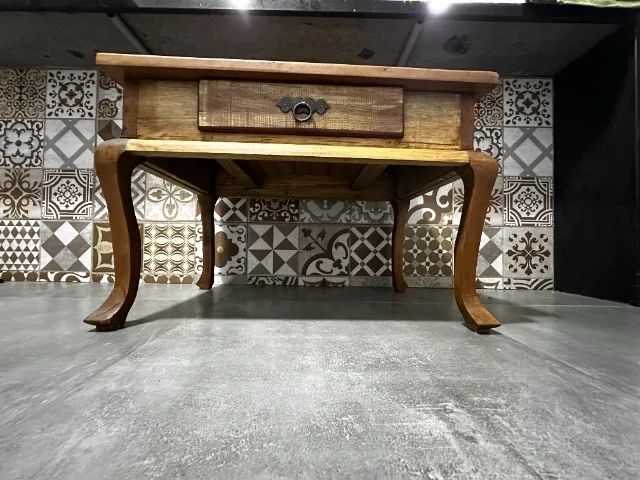 Mesa de Centro em Madeira Maciça de Demolição - Estilo Colonial - Foto 3