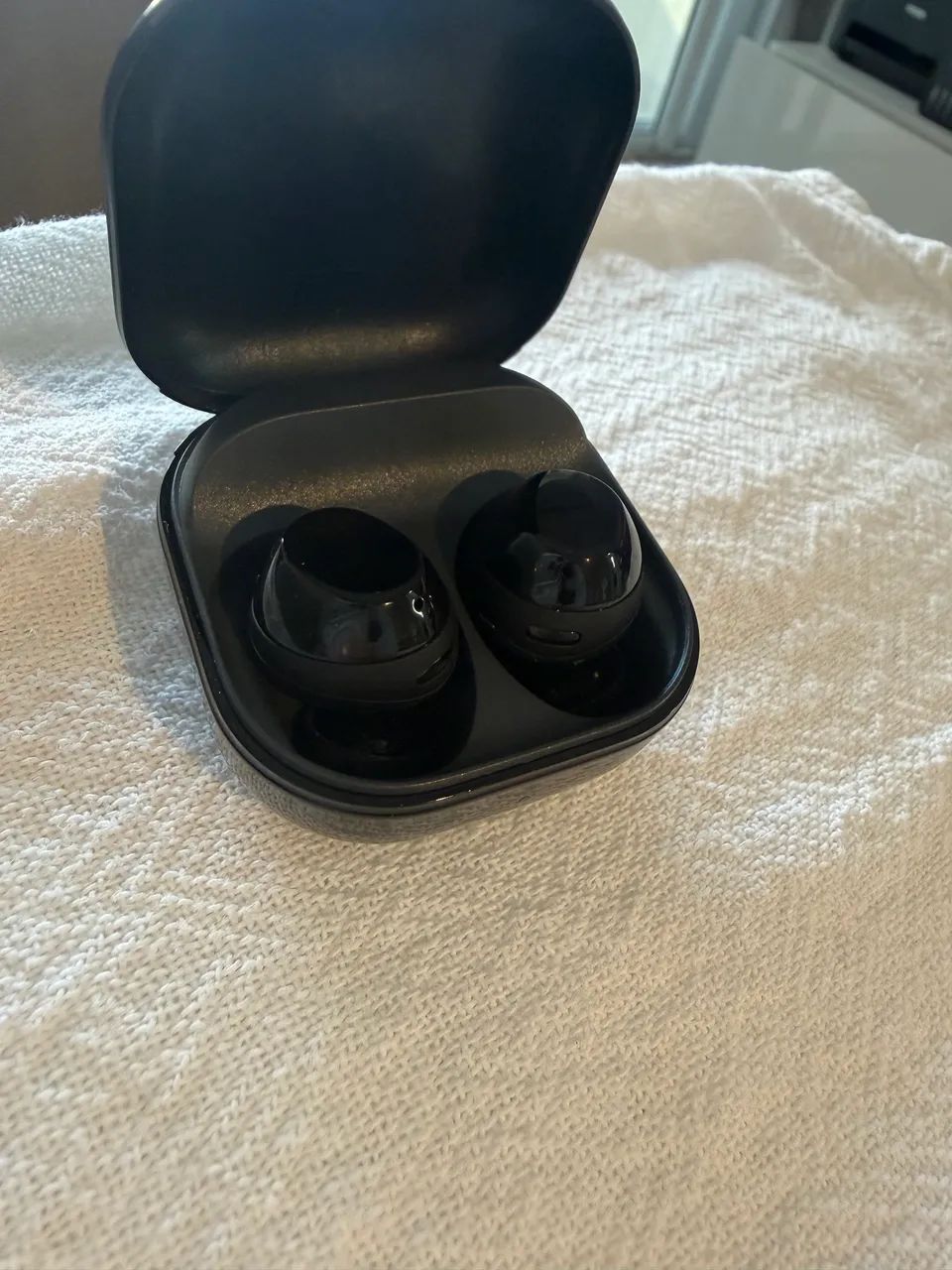 Fone semi novo