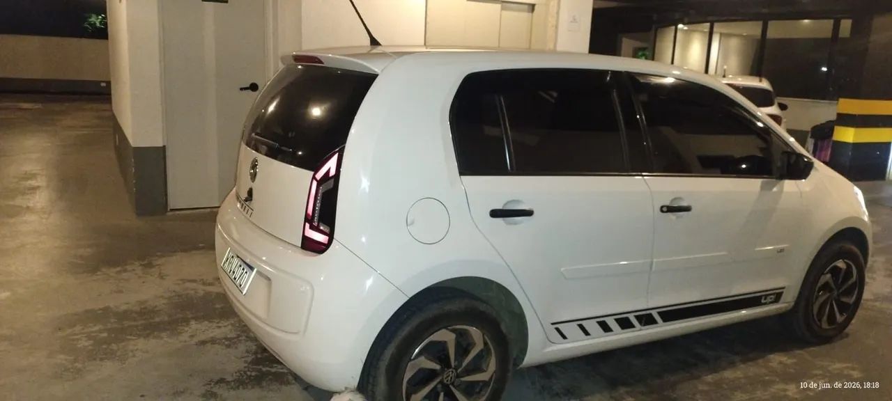 Volkswagen Up! up! take 1.0 Total Flex 12V 5p 2017