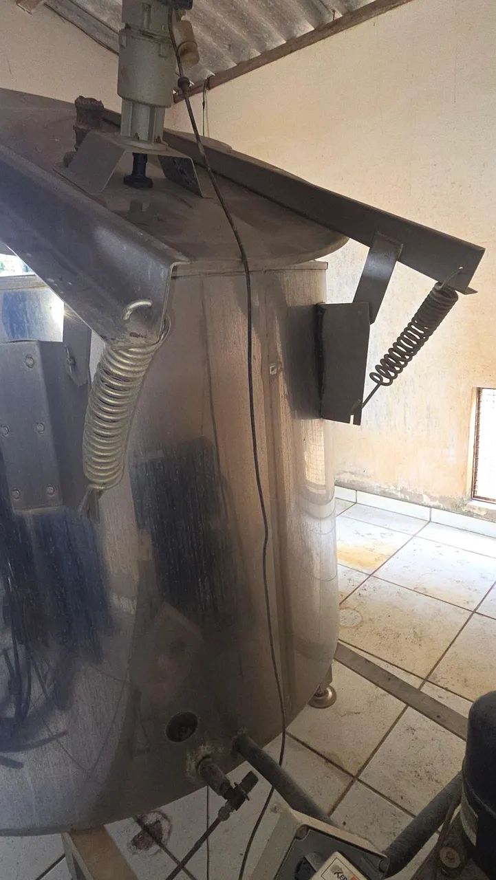 Tanque de leite 1500 litros marca Kleper Weber. - Foto 3