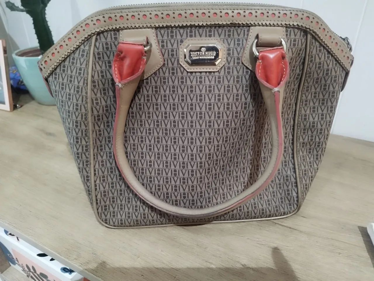 Bolsa Victor Hugo bege original