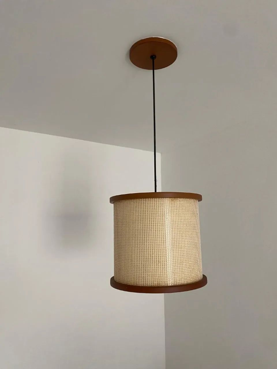 Lustre Madeira Moderno 