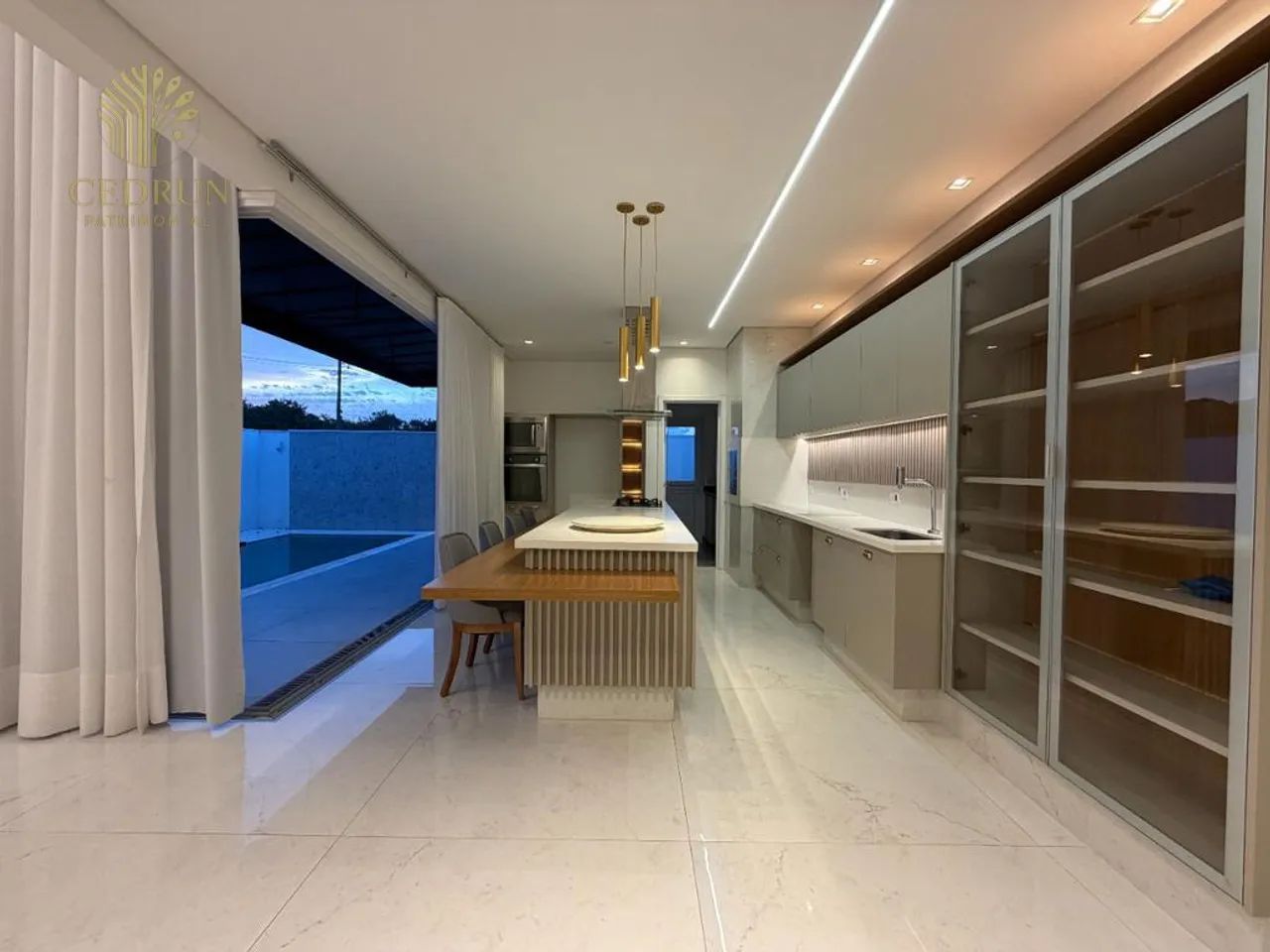 Casa à venda e para alugar em Maringá, Chácaras Aeroporto, com 4 quartos, com 242 m² - Foto 5