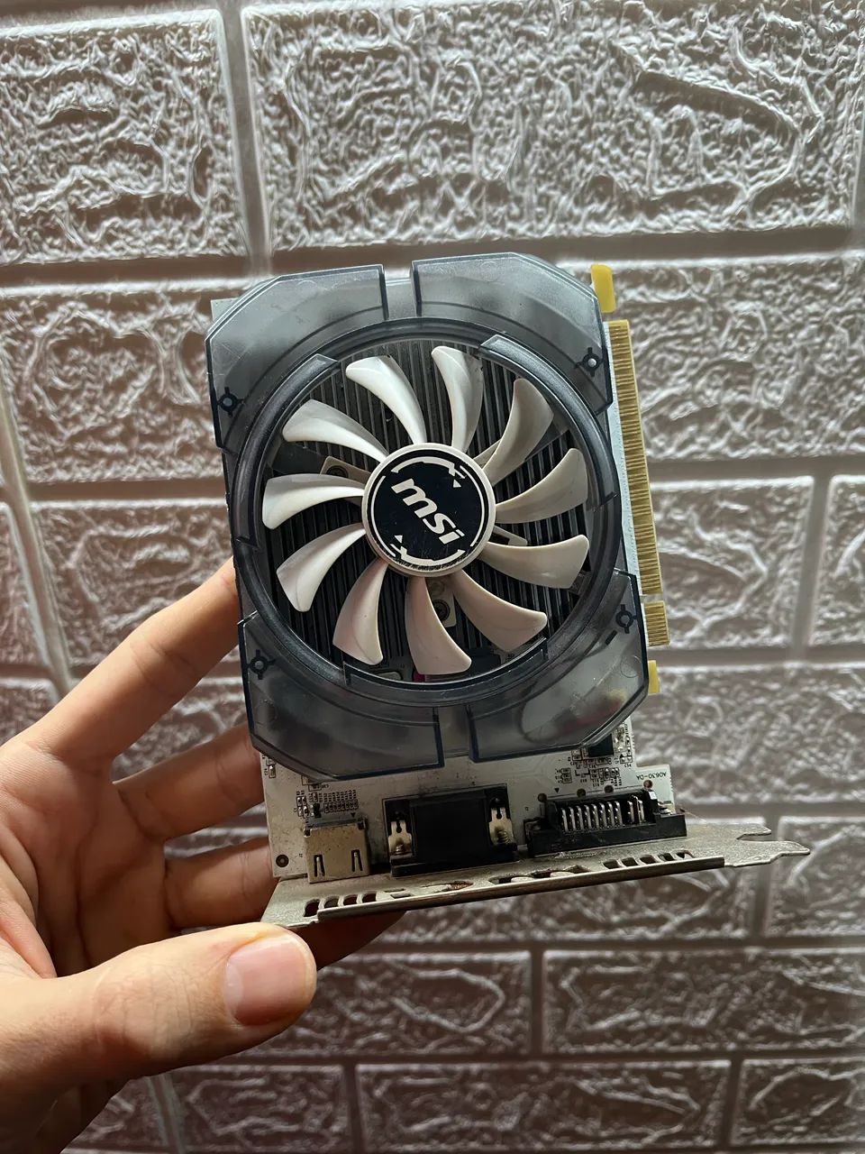 Placa de vídeo GT 730 2gb GDDR3 - Foto 3