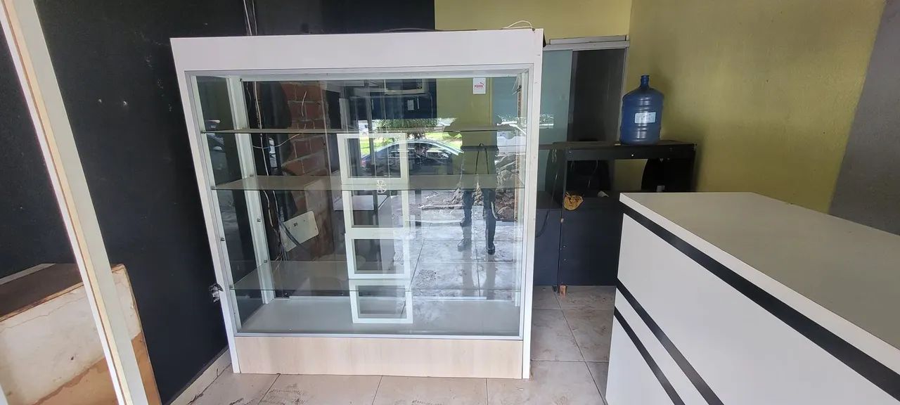 Vitrine  em MDF.para lojas de celulares ou eletrônicos. Etc 