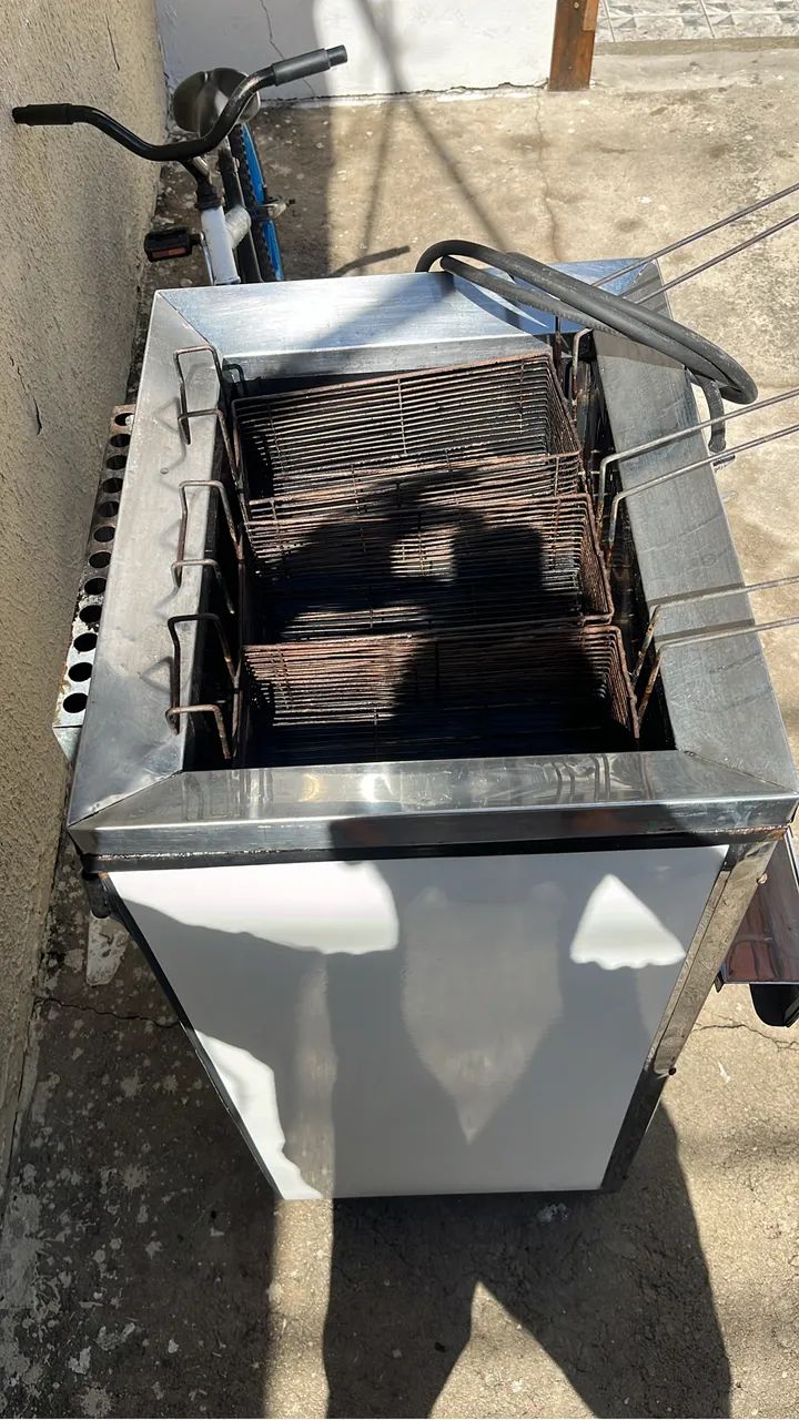 Vendo fritadeira a g ás  - Foto 2