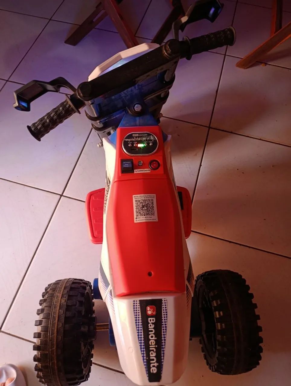 VENDO MOTO ELÉTRICA, SEMI NOVA. 1 MES DE USO - Foto 4