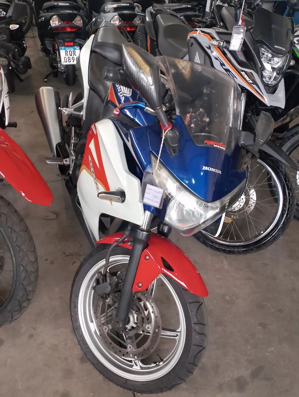 HONDA CBR 250 2012