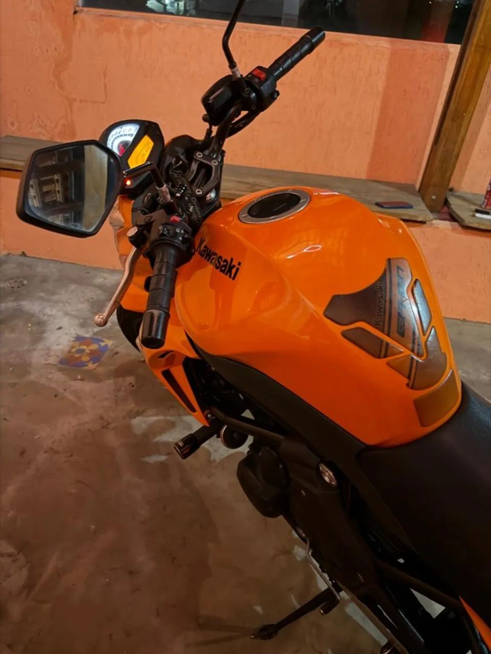 Kawazaki ER6N 650cc 2010 Sem detalhes! Pneus novos, baixo Km, docto em meu nome. - Foto 3