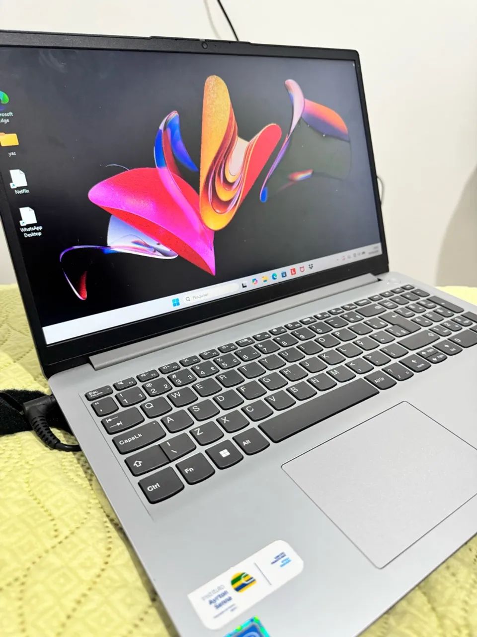 Notebook Lenovo IdeaPad 1 - Foto 3